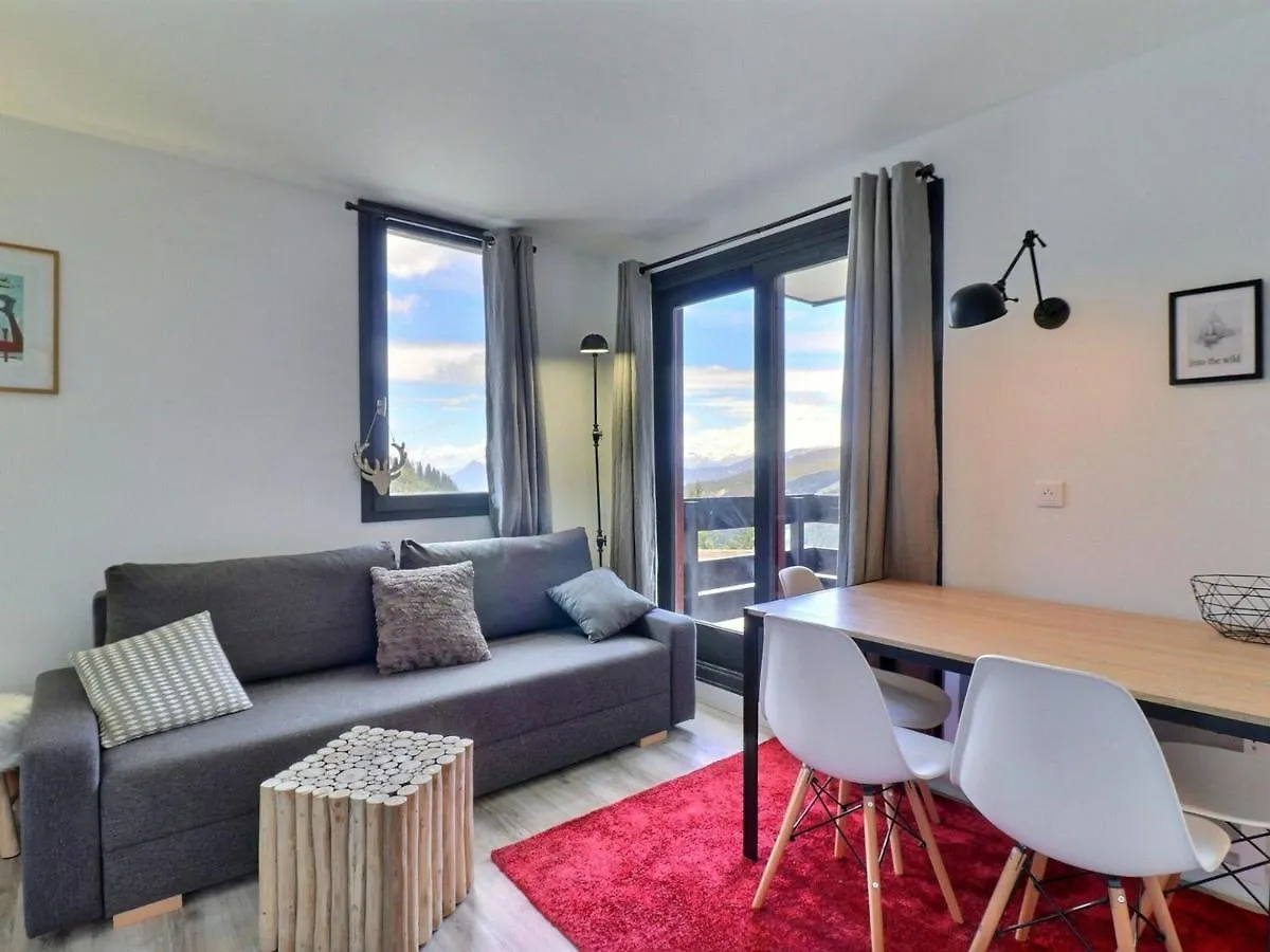 Charmant 2 Pieces Renove, Balcon, Skis Aux Pieds, Creux De L'Ours, Les Allues - Fr-1-182-240 France
