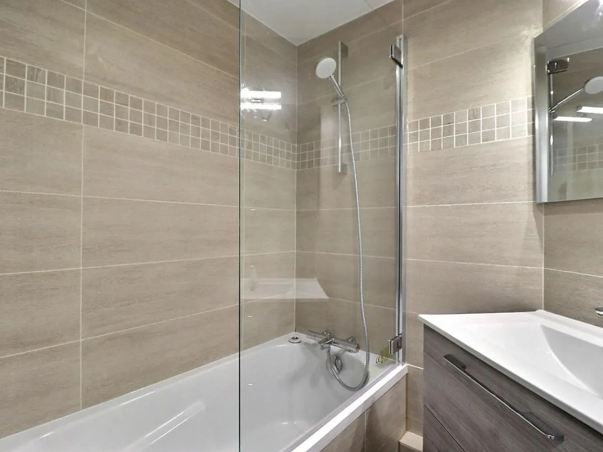 Charmant 2 Pieces Renove, Balcon, Skis Aux Pieds, Creux De L'Ours, Les Allues - Fr-1-182-240 0*,