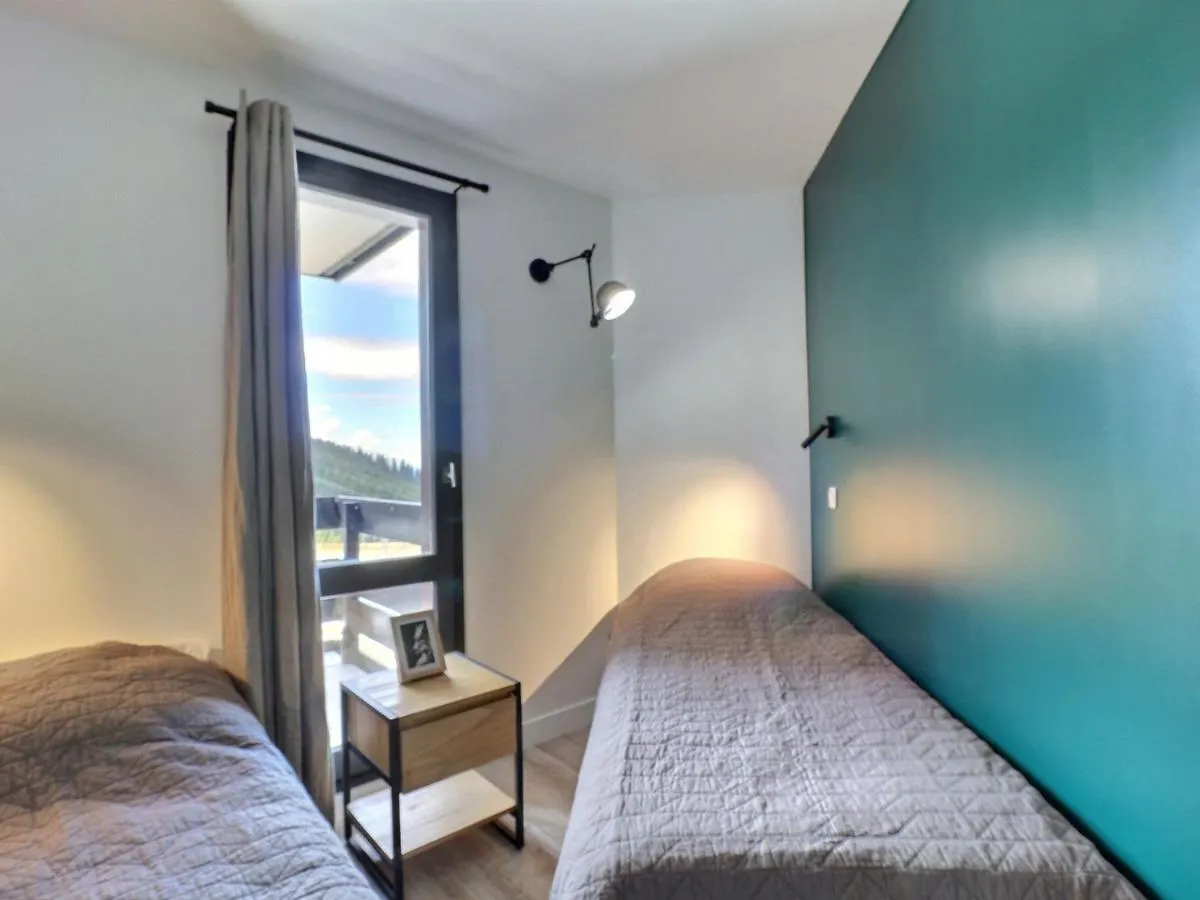 Apartment Charmant 2 Pieces Renove, Balcon, Skis Aux Pieds, Creux De L'Ours, Les Allues - Fr-1-182-240