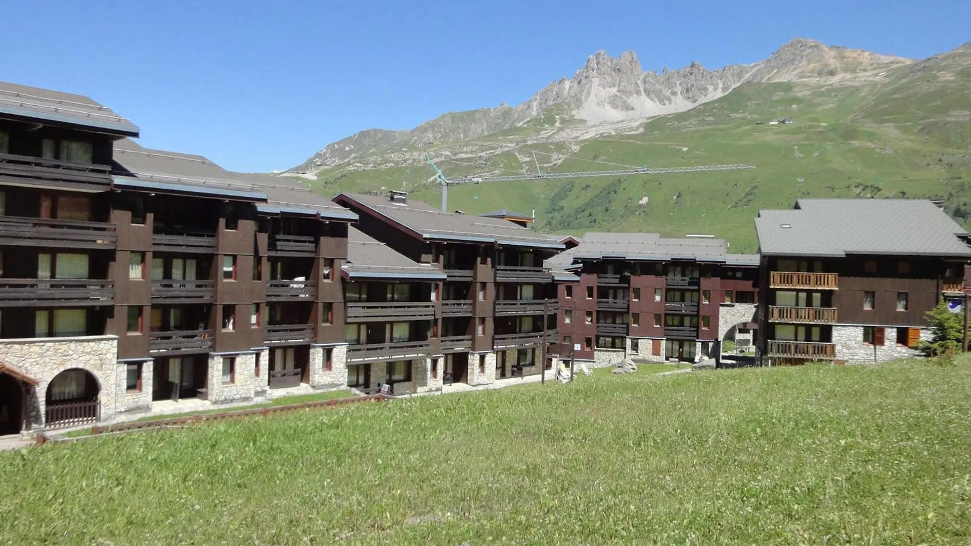 Charmant 2 Pieces Renove, Balcon, Skis Aux Pieds, Creux De L'Ours, Les Allues - Fr-1-182-240